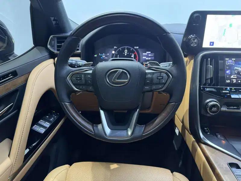 Lexus LX 2025 700h Territory Edition — миниатюра 14
