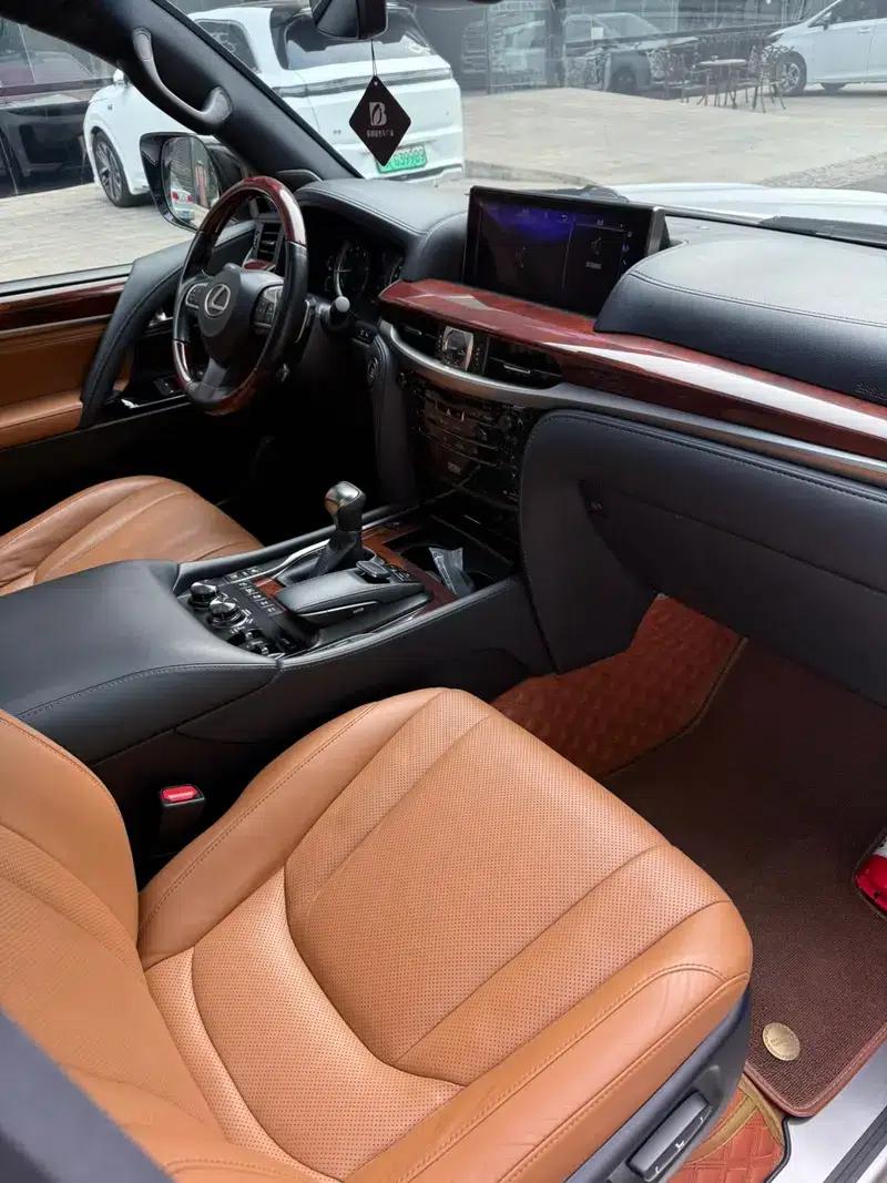 2022 Lexus LX 5.7L Automatic 4WD 7-Seater (Parallel Import) — миниатюра 11