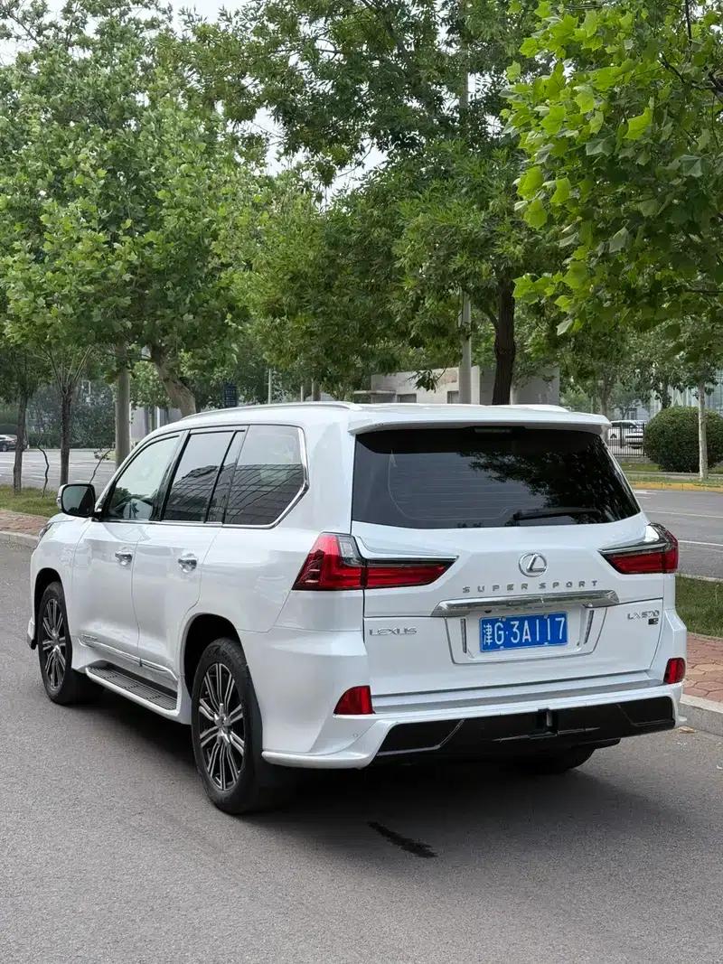 2022 Lexus LX 5.7L Automatic 4WD 7-Seater (Parallel Import) — миниатюра 3