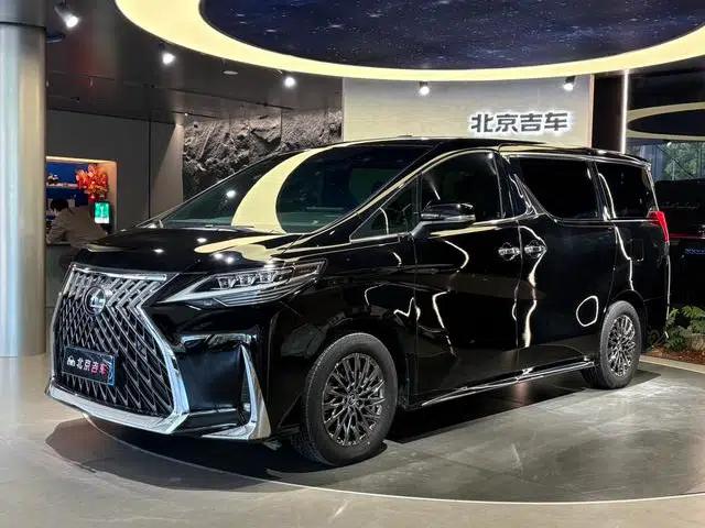 Lexus LM 2020 300h E-Four 7-Seat Elegant Edition