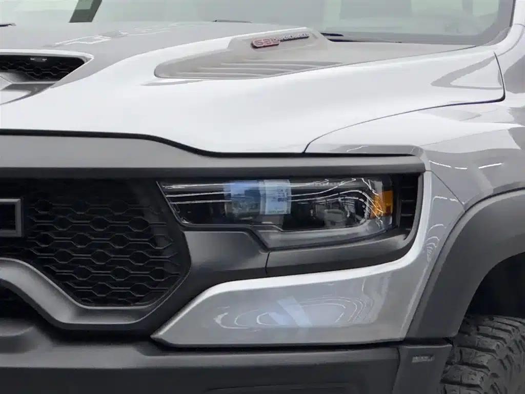 RAM Trucks Tyrannosaurus Rex 2022 6.2T US Spec — миниатюра 3