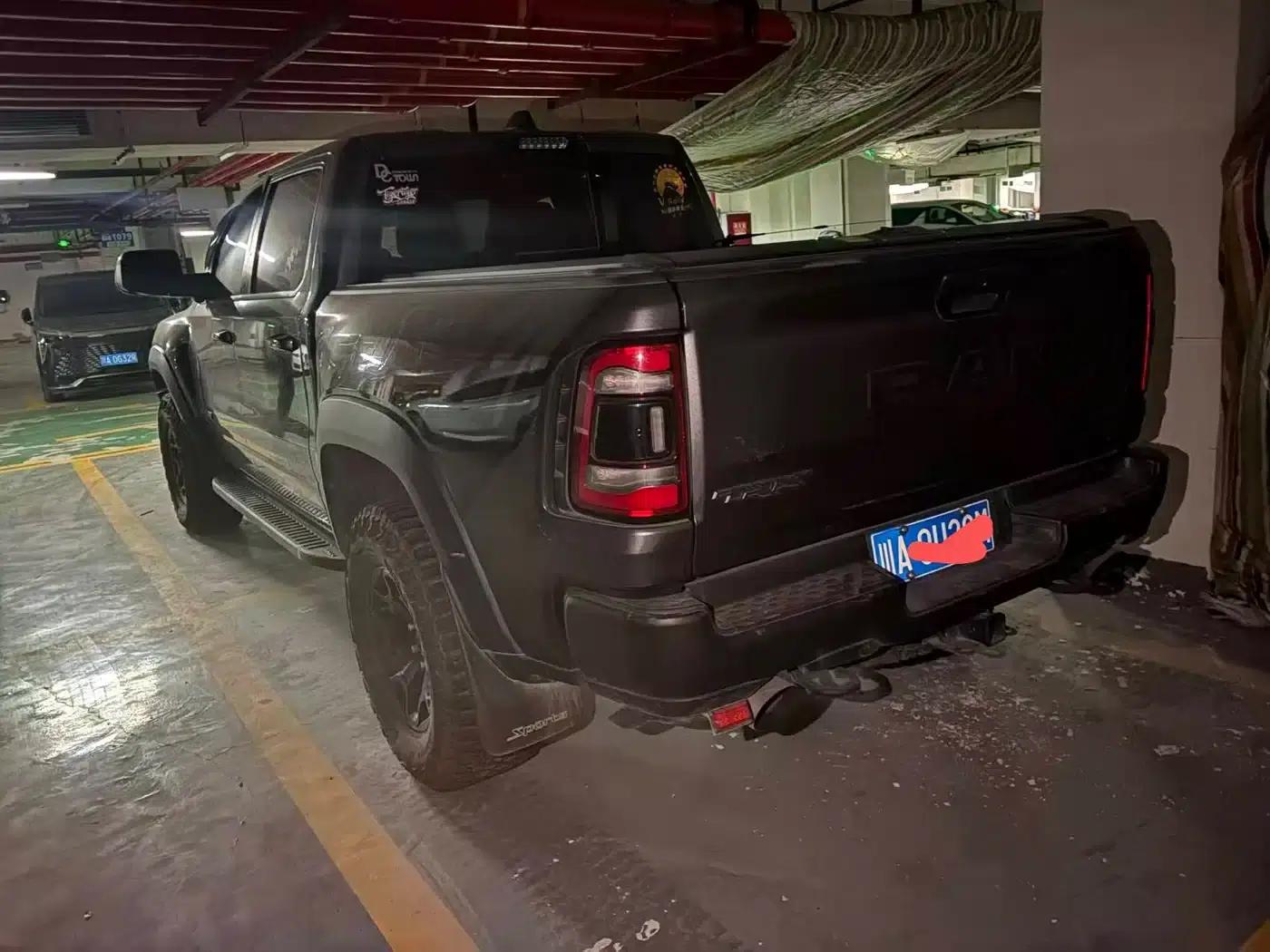 RAM Trucks Tyrannosaurus Rex 2022 6.2T Automatic — миниатюра 10