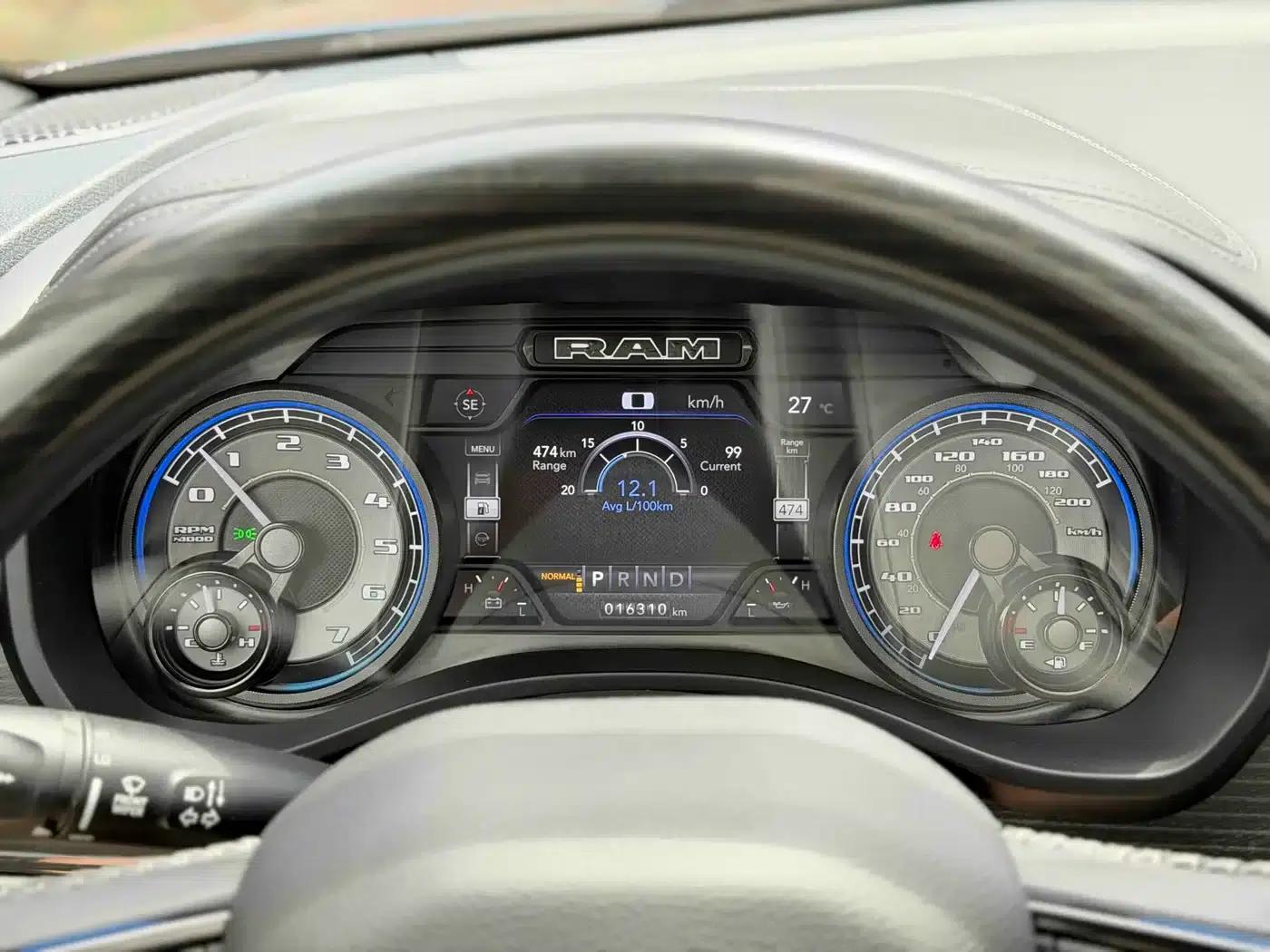 RAM Trucks 2022 5.7L Automatic — миниатюра 11