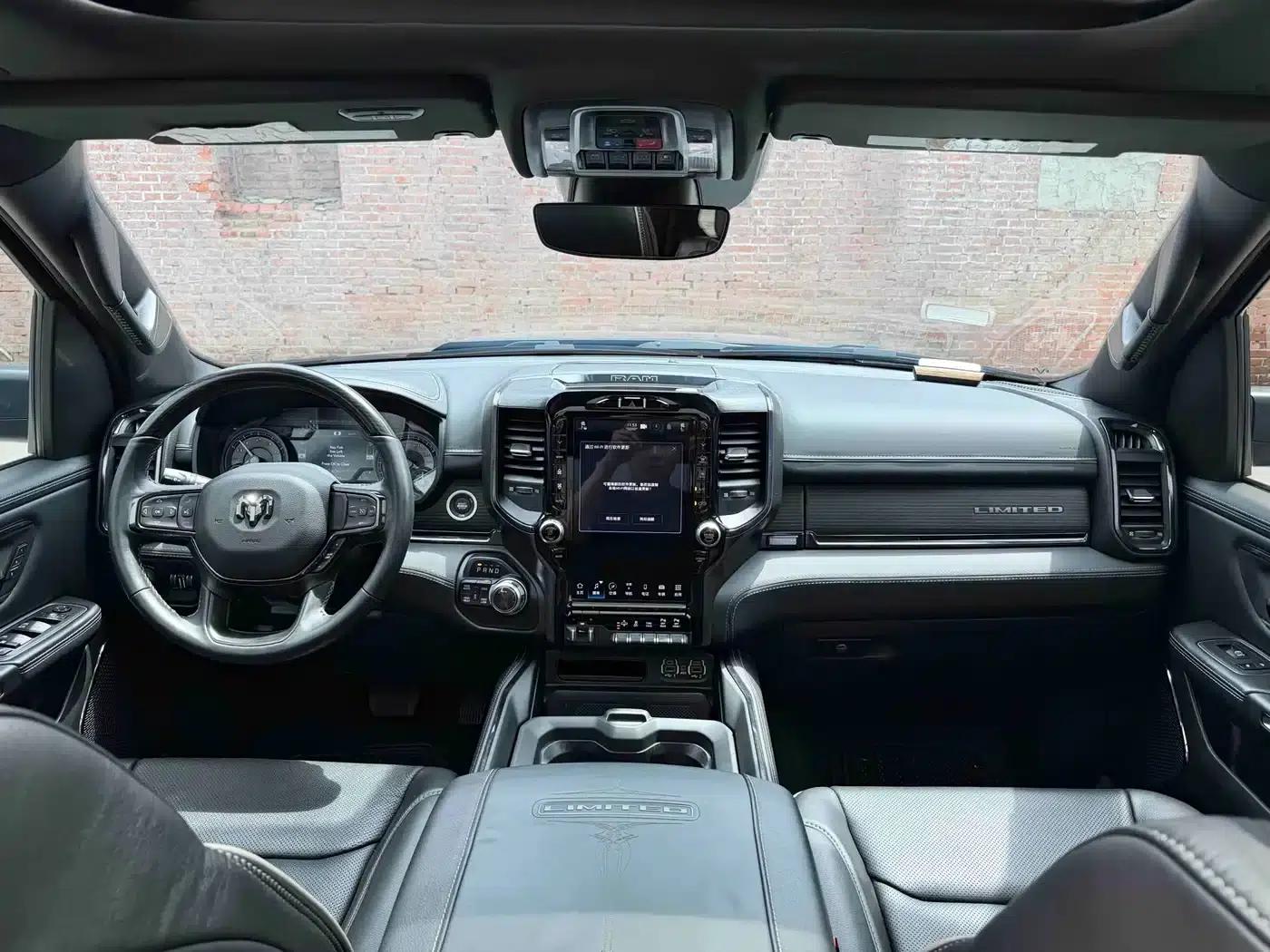 RAM Trucks 2022 5.7L Automatic — миниатюра 16