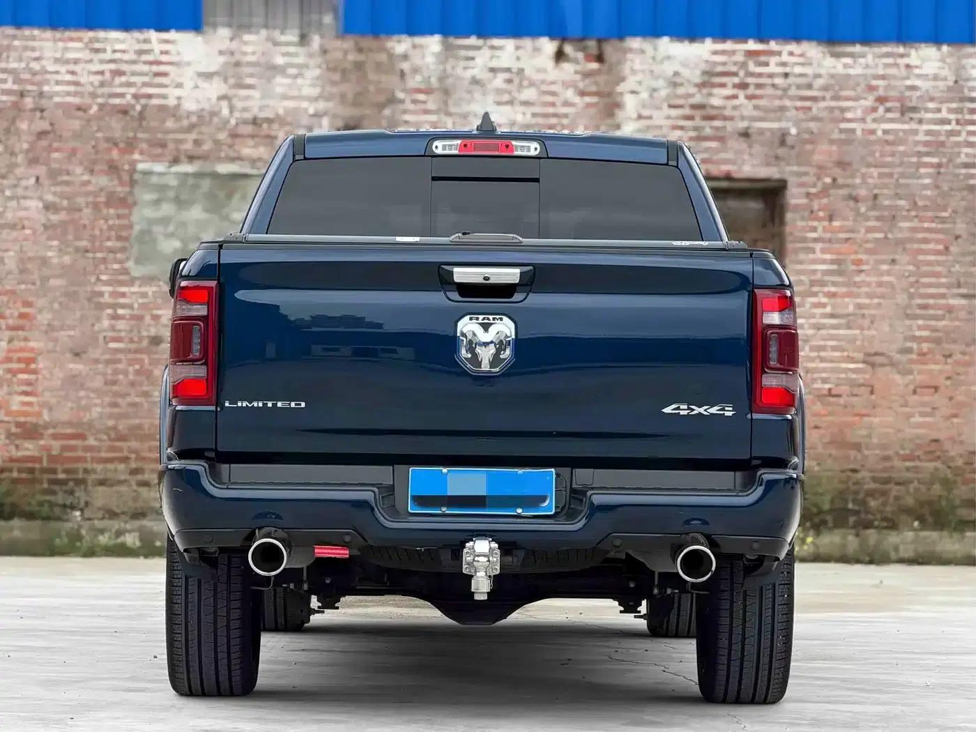 RAM Trucks 2022 5.7L Automatic — миниатюра 5