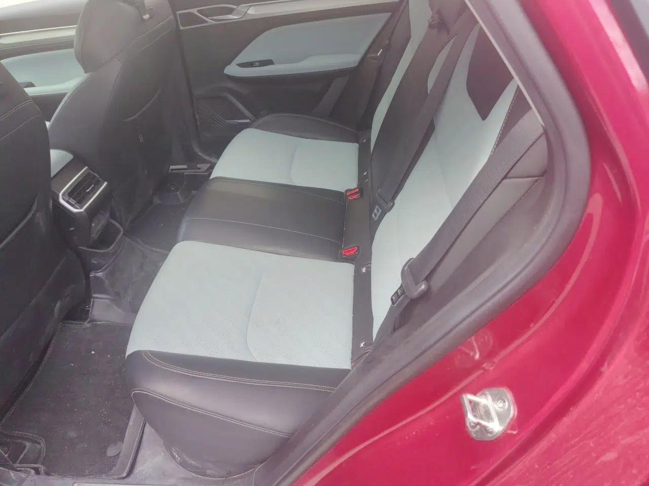 Geely Auto Emgrand L 2022 1.4T CVT Ultimate Model — миниатюра 17