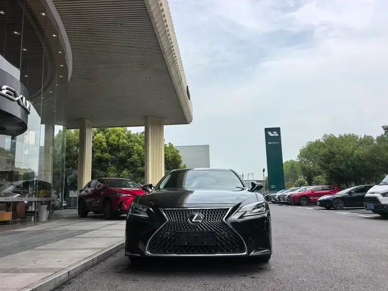 Lexus LS 2018 350 Premium Edition (China VI Emission Standard) — миниатюра 11
