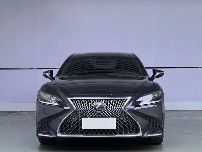 Lexus LS 2018 500h Executive Edition (China VI Emission Standard) — миниатюра 2
