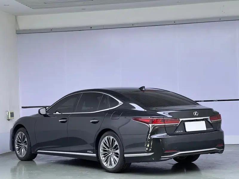 Lexus LS 2018 500h Executive Edition (China VI Emission Standard) — миниатюра 4