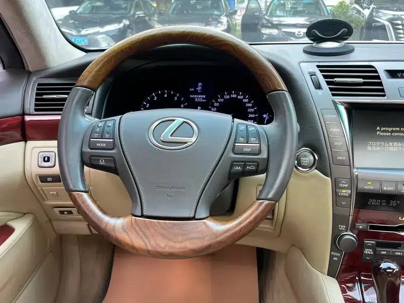 Lexus LS 2006 460L — миниатюра 17