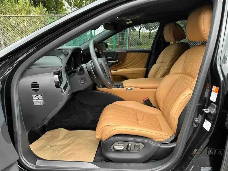 Lexus LS 2021 500h Premium Edition — миниатюра 20