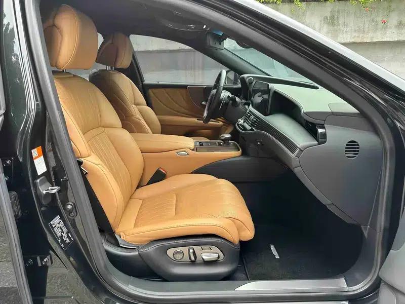 Lexus LS 2021 500h Premium Edition — миниатюра 21