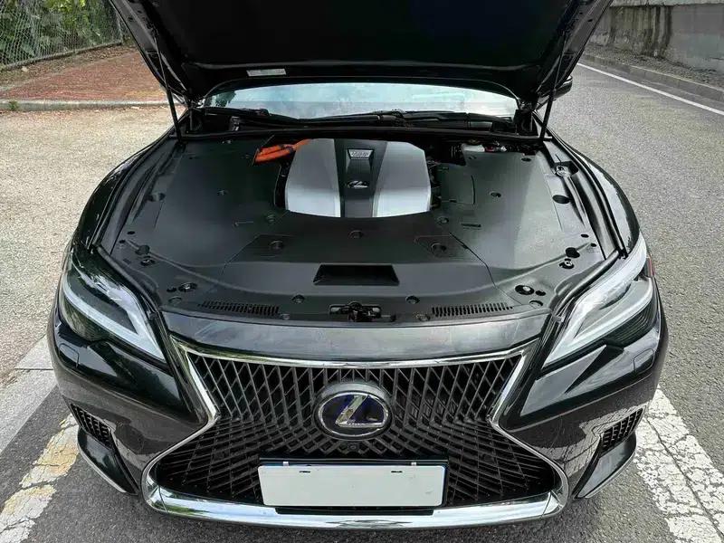 Lexus LS 2021 500h Premium Edition — миниатюра 9