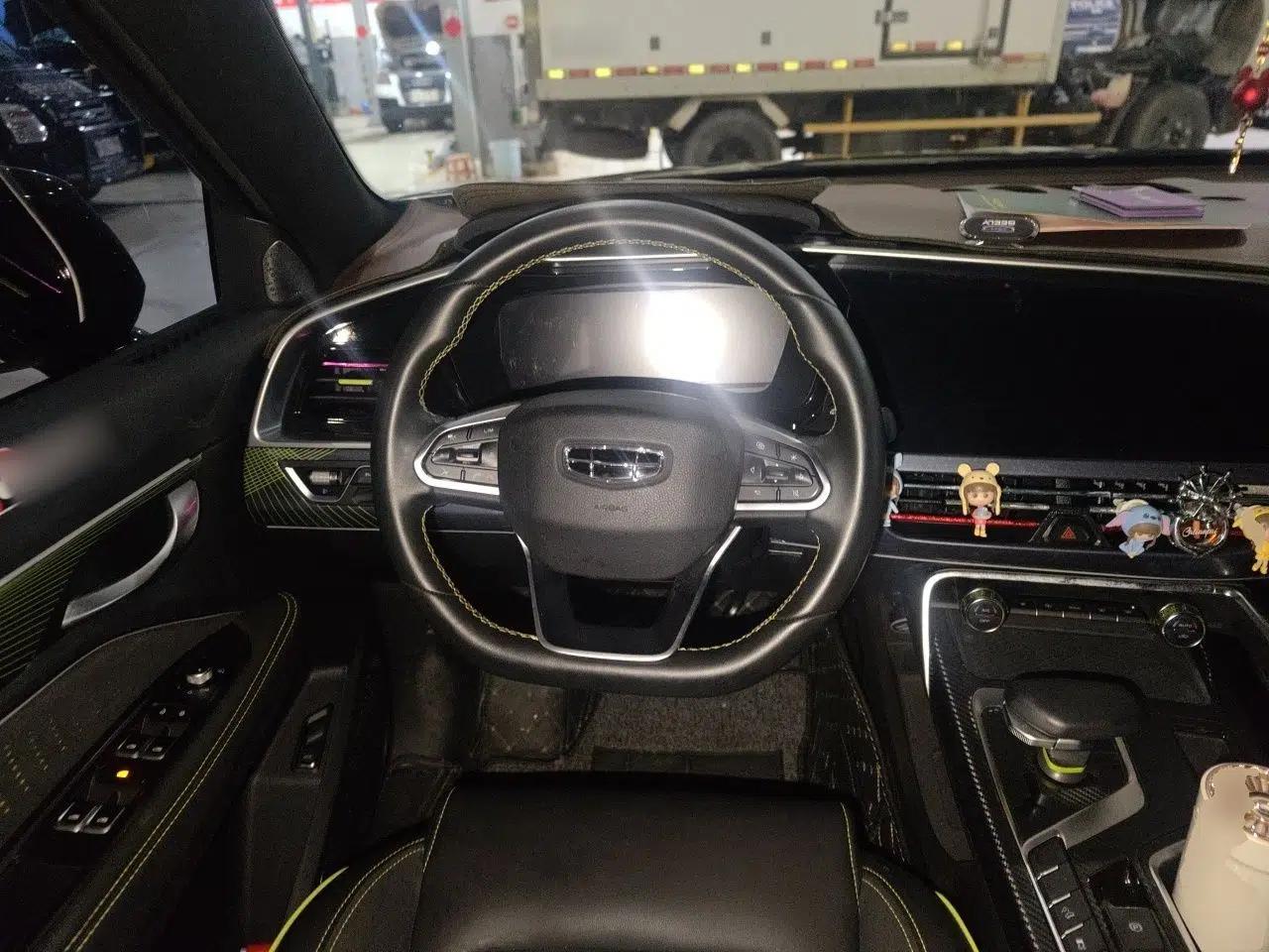 Geely Auto Monjaro S 2021 2.0TD Automatic Two-Wheel Drive Lightning Edition — миниатюра 10