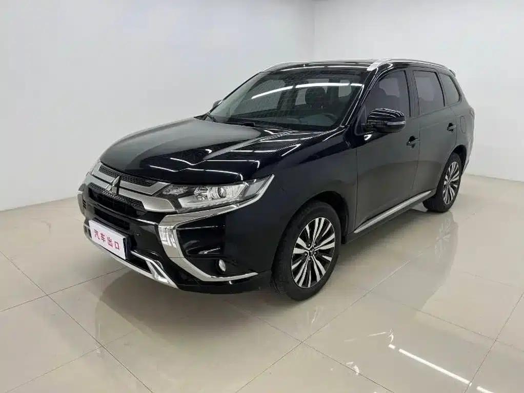 Outlander 2021 2.0L 2WD Enjoy Edition 5-seater — миниатюра 1