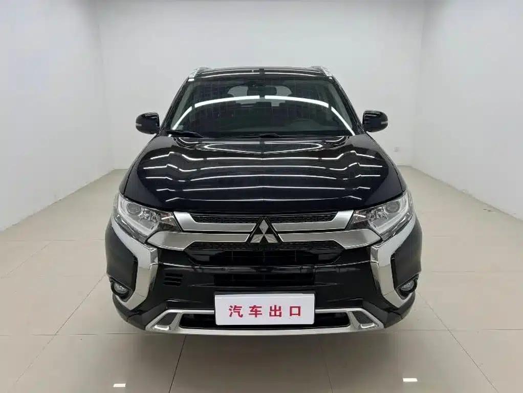 Outlander 2021 2.0L 2WD Enjoy Edition 5-seater — миниатюра 2