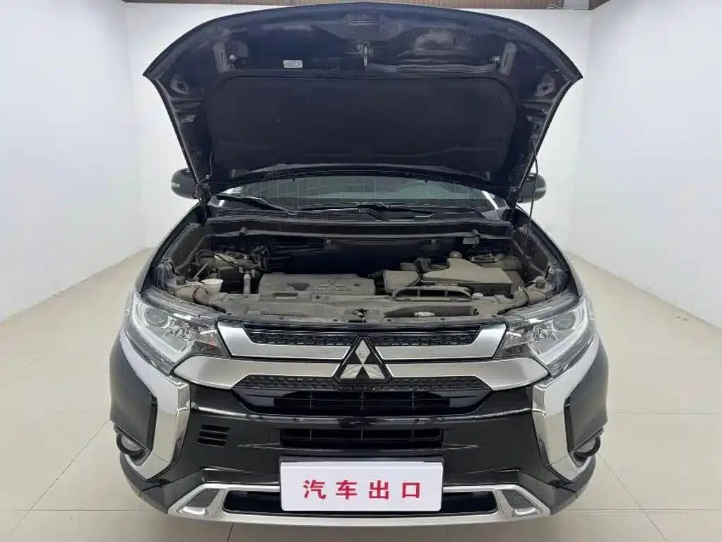 Outlander 2021 2.0L 2WD Enjoy Edition 5-seater — миниатюра 7