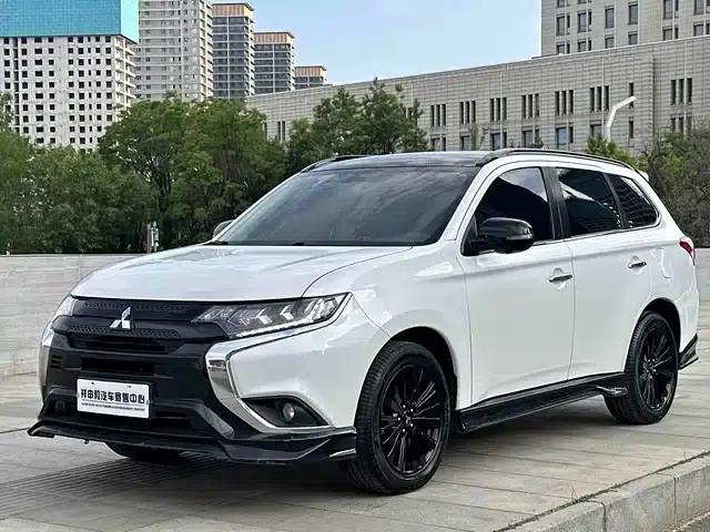 Outlander 2021 2.4L AWD Dynamic Edition 5-seater