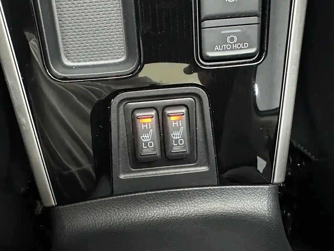 Outlander 2021 Facelift 2.0L 2WD Enjoy Edition 5-Seater — миниатюра 15