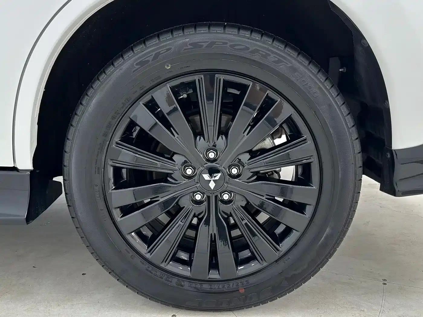 Outlander 2021 2.0L 2WD Dynamic Edition 5-seater — миниатюра 17