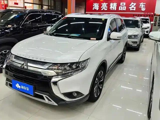 Outlander 2020 2.4L 4WD Luxury Edition 5-seater