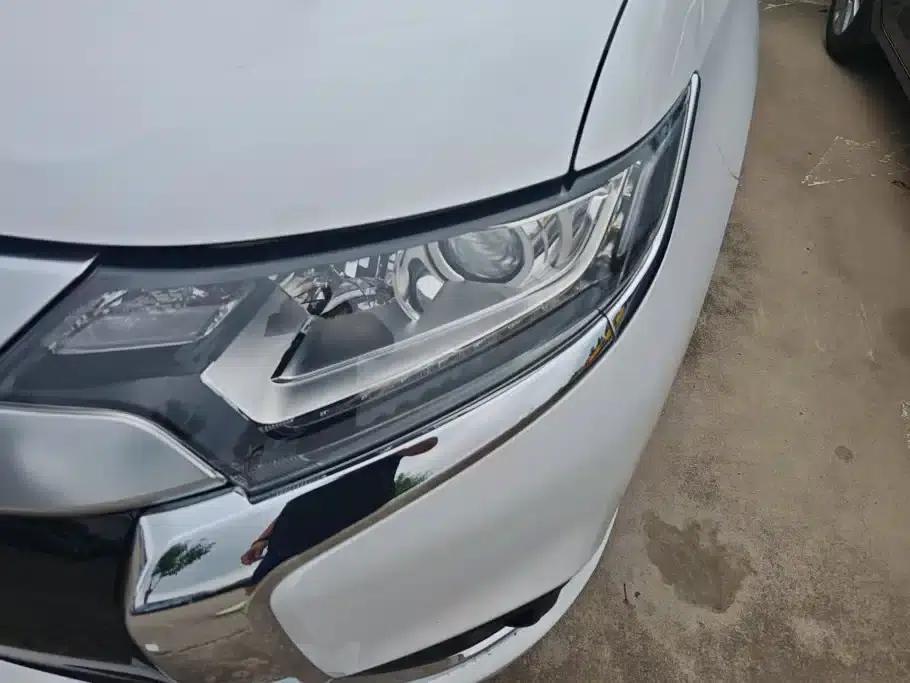 Outlander 2021 2.0L 2WD Enjoy Edition 5-seater — миниатюра 5