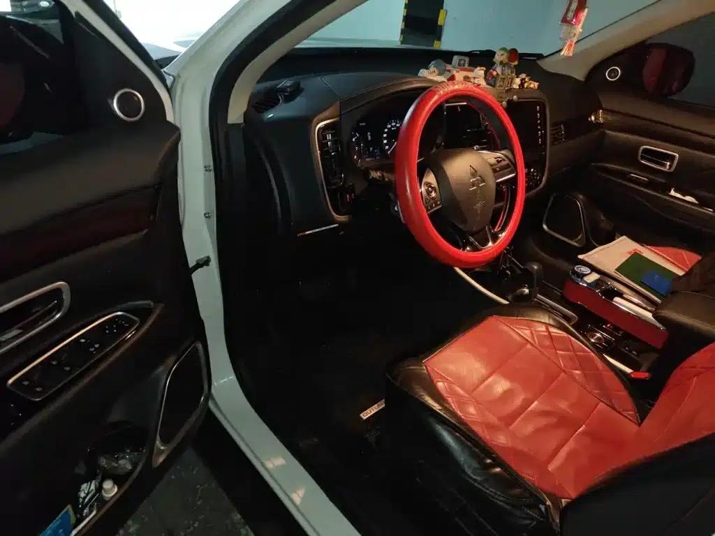 Outlander 2019 2.4L 4WD Enjoy Edition 7-seater National VI Emission Standard — миниатюра 13