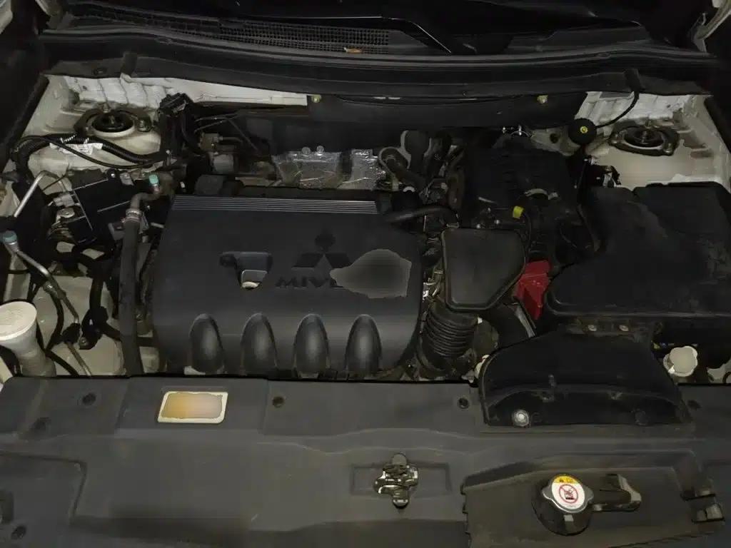 Outlander 2019 2.4L 4WD Enjoy Edition 7-seater National VI Emission Standard — миниатюра 17
