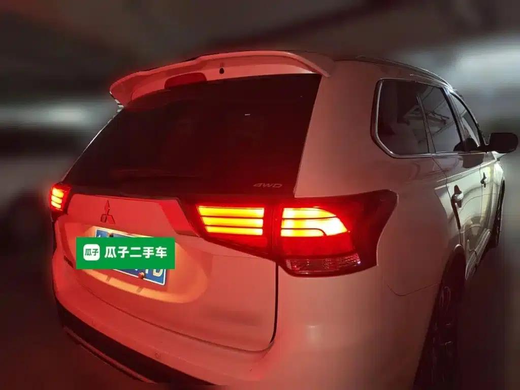 Outlander 2019 2.4L 4WD Enjoy Edition 7-seater National VI Emission Standard — миниатюра 5
