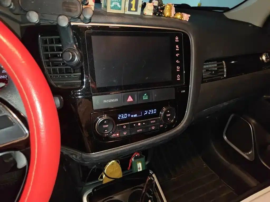 Outlander 2019 2.4L 4WD Enjoy Edition 7-seater National VI Emission Standard — миниатюра 10