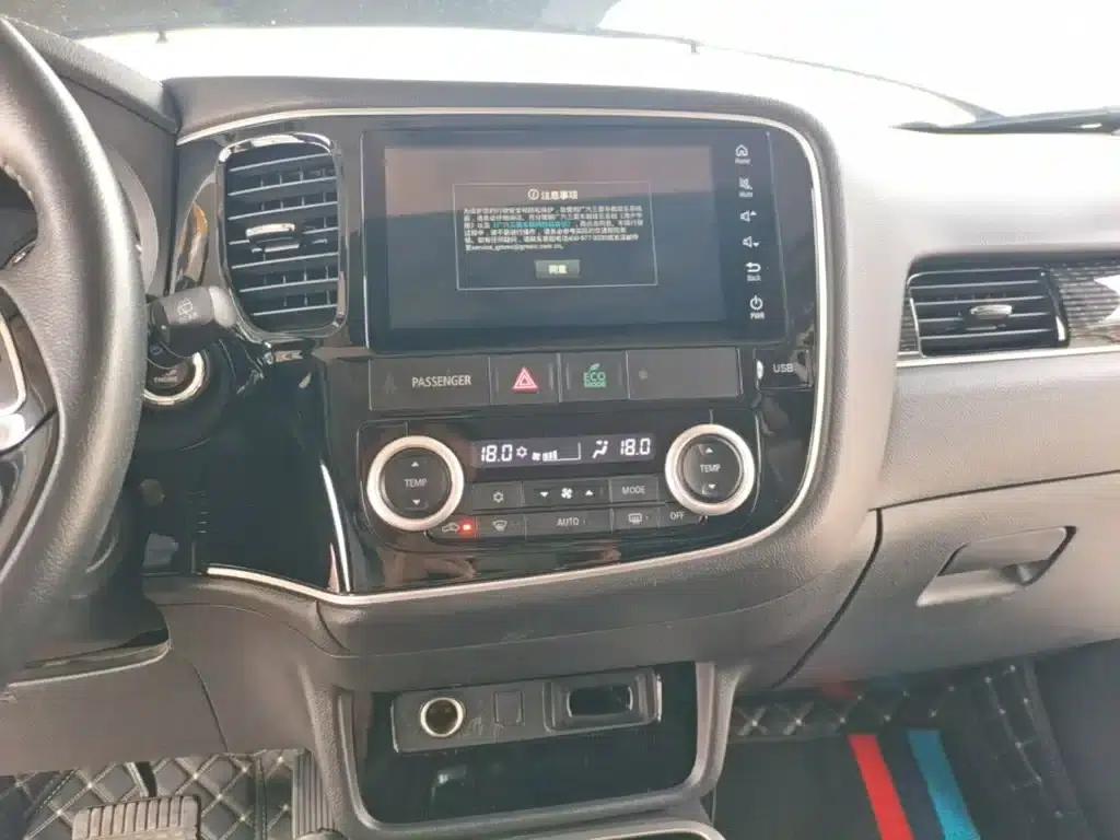 Outlander 2020 2.0L 2WD Enjoy Edition 5-seater — миниатюра 13
