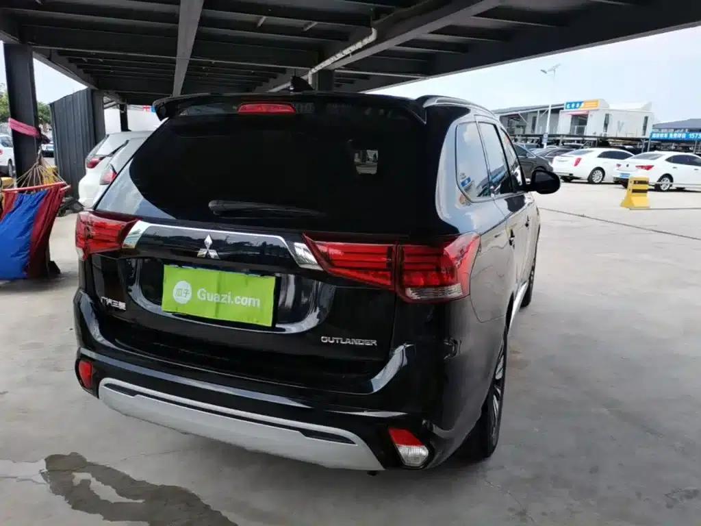 Outlander 2020 2.0L 2WD Enjoy Edition 5-seater — миниатюра 7