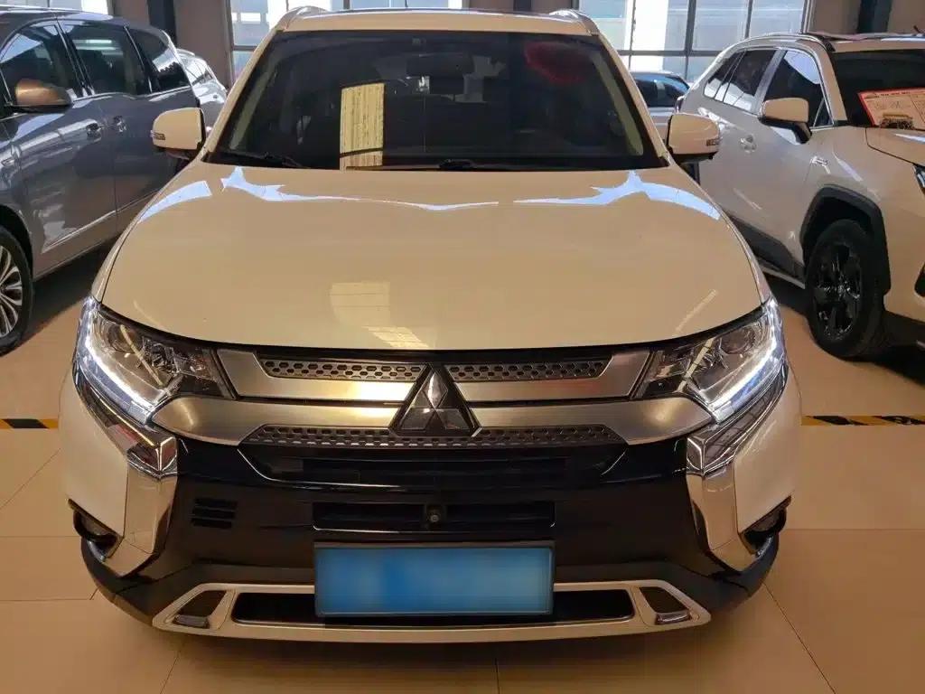 Outlander 2019 2.0L 2WD Enjoy Edition 7-seater National VI Emission Standard — миниатюра 24