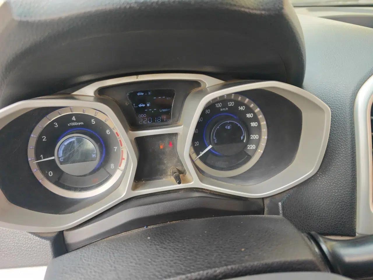 JAC Group Refine S3 2016 1.5L Manual Luxury Smart Version — миниатюра 12