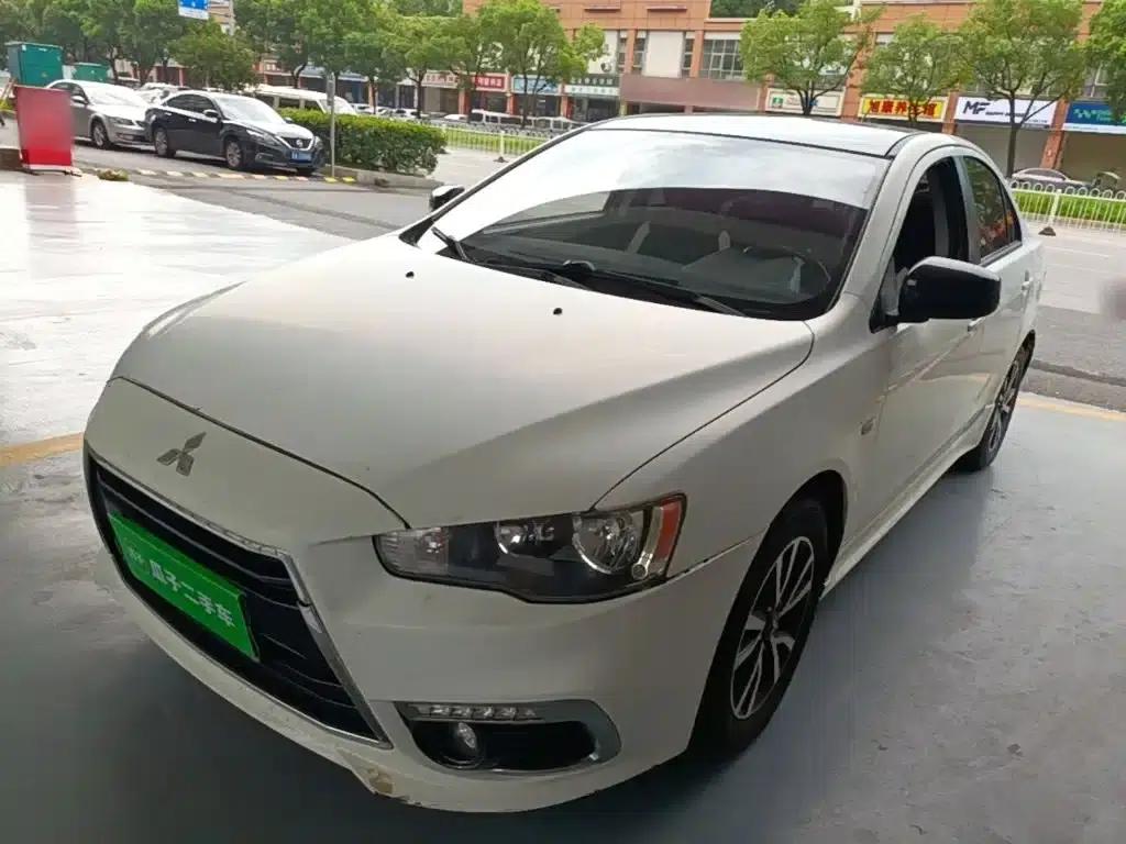 Lancer EX 2016 1.8L CVT Black and White Reissue Edition — миниатюра 1