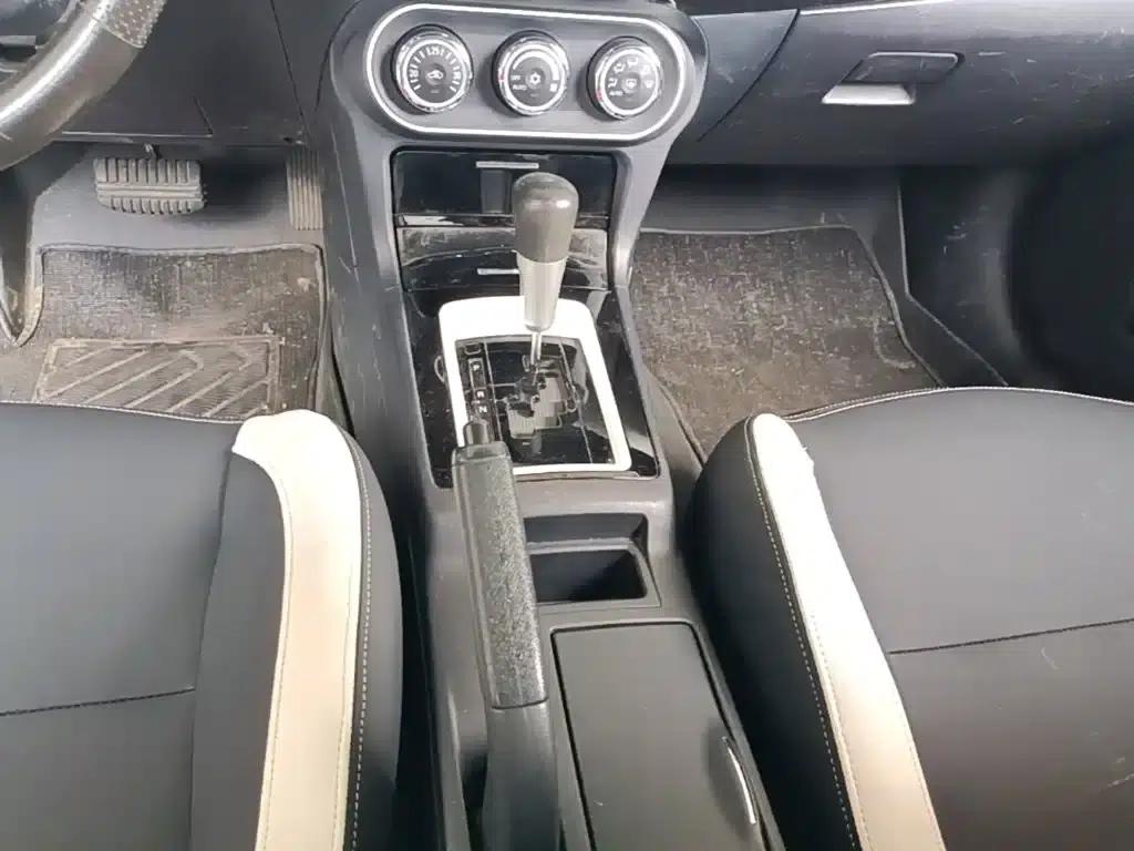 Lancer EX 2016 1.8L CVT Black and White Reissue Edition — миниатюра 14