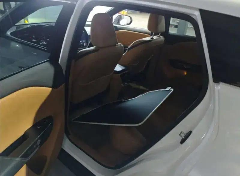 Lexus RZ 2023 450e DIRECT4 Luxury Edition — миниатюра 15