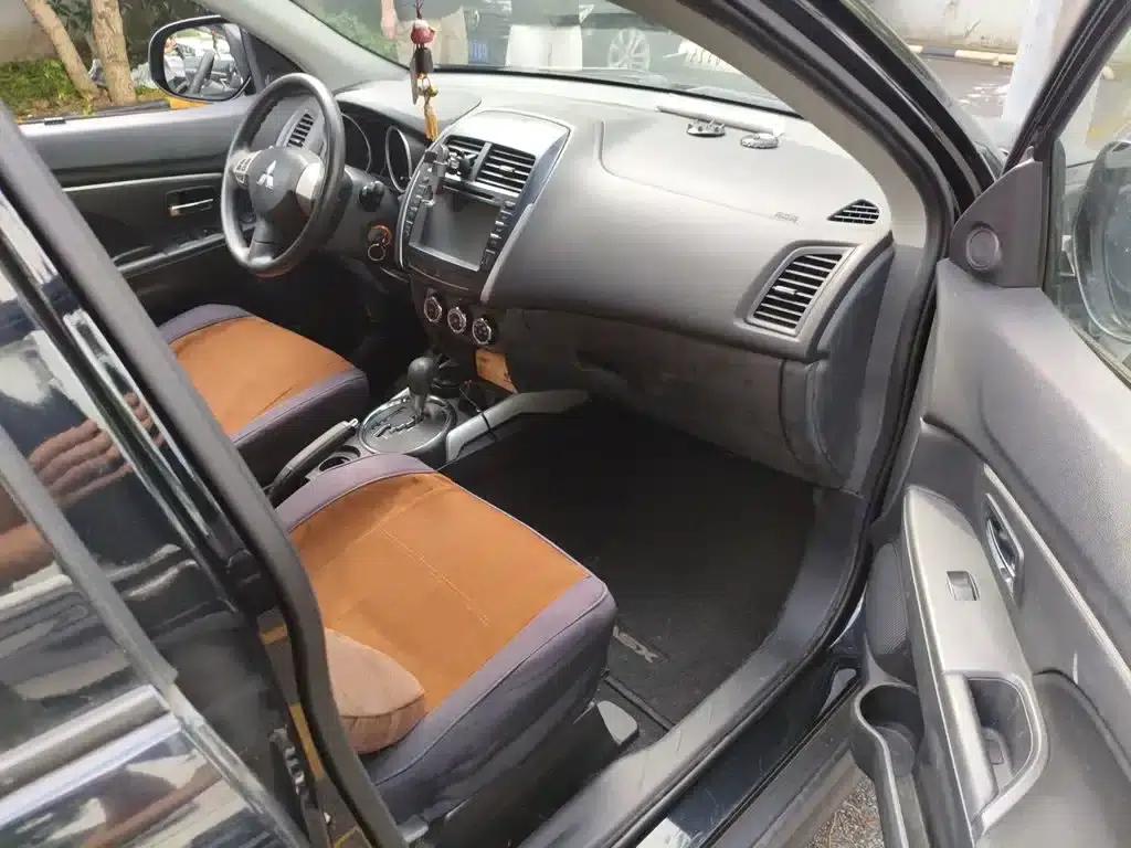 2013 ASX 2.0L CVT 2WD Elite Edition — миниатюра 21