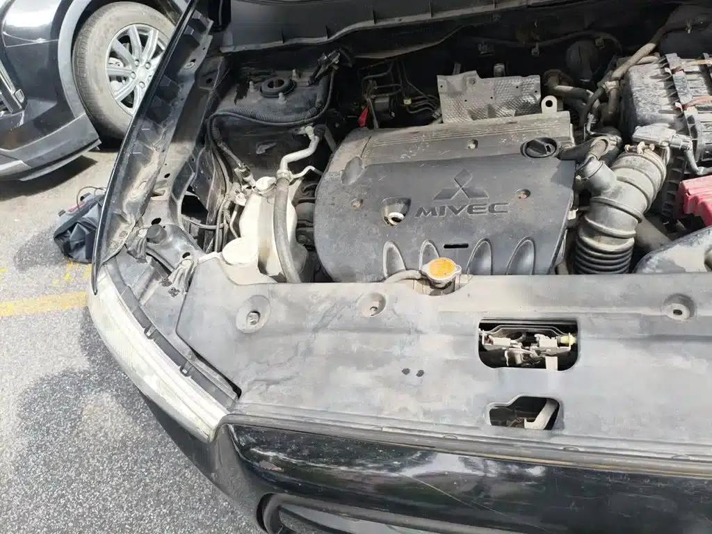 2013 ASX 2.0L CVT 2WD Elite Edition — миниатюра 22