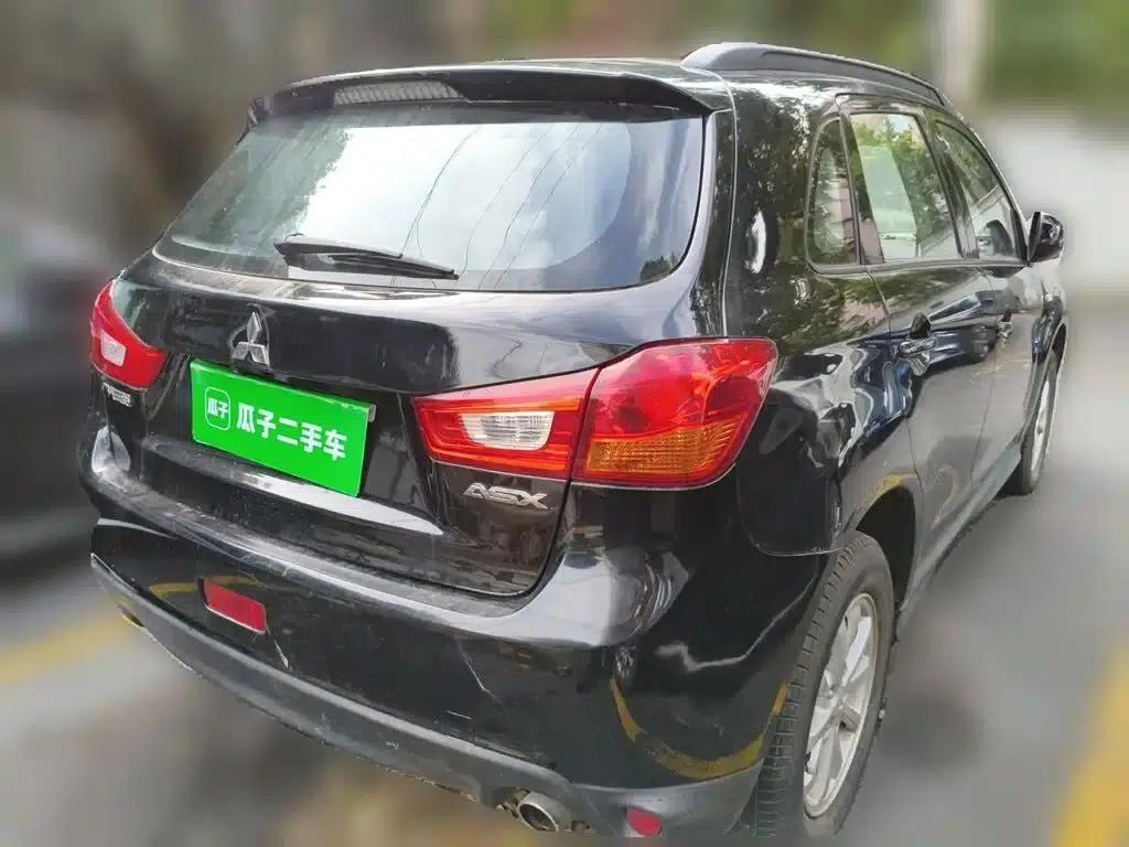 2013 ASX 2.0L CVT 2WD Elite Edition — миниатюра 4