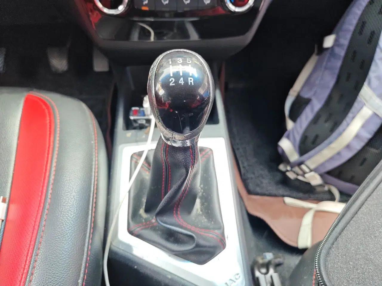 JAC Group Refine S2 2015 1.5L Manual Luxury Smart Model — миниатюра 14