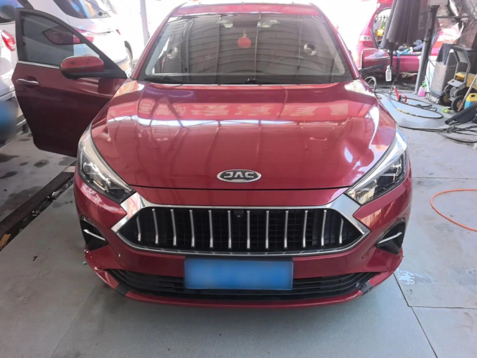 JAC Group J7 2020 1.5T CVT Dream Edition — миниатюра 2
