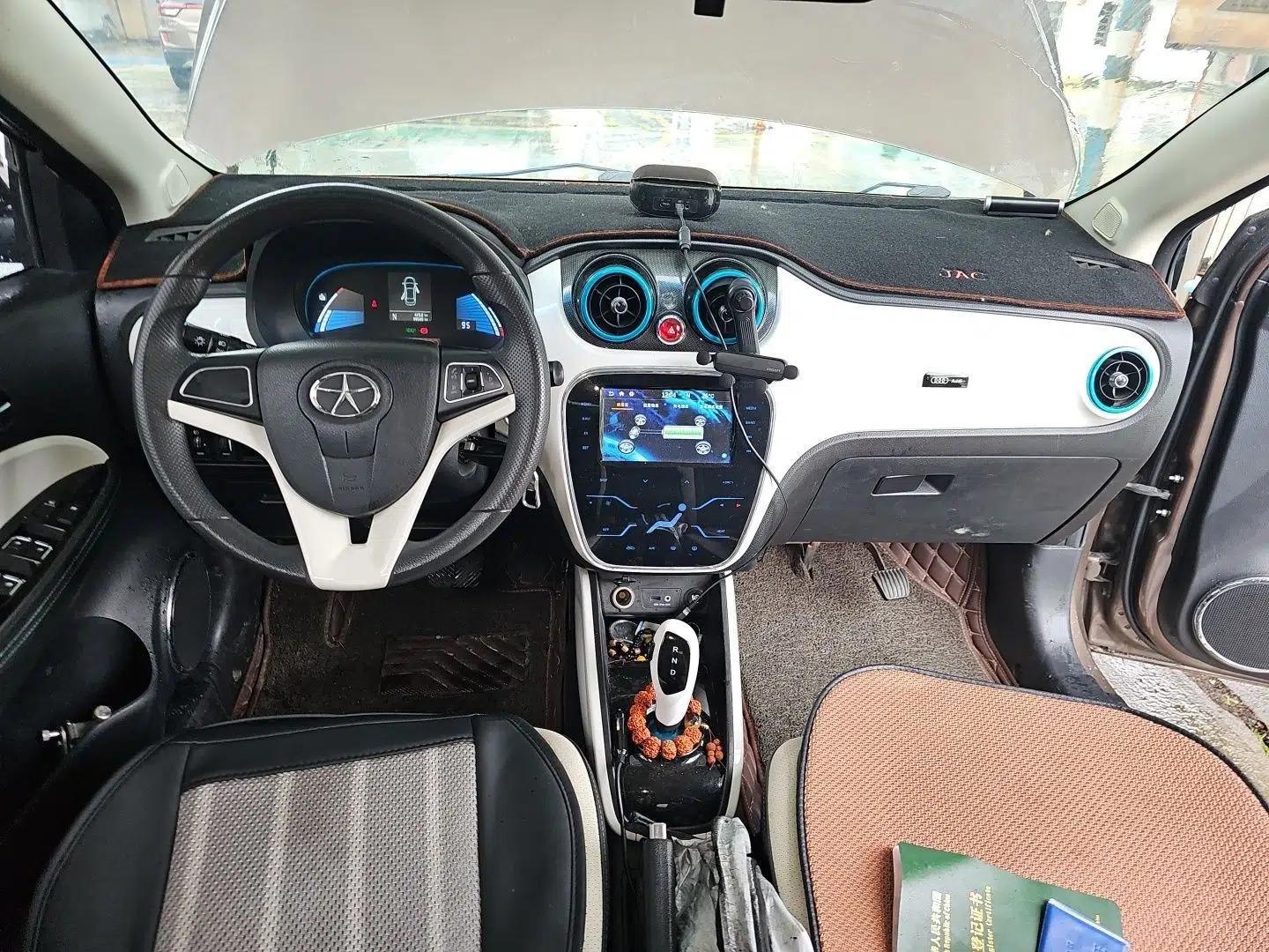 JAC Group iEV 2015 iEV5 — миниатюра 9