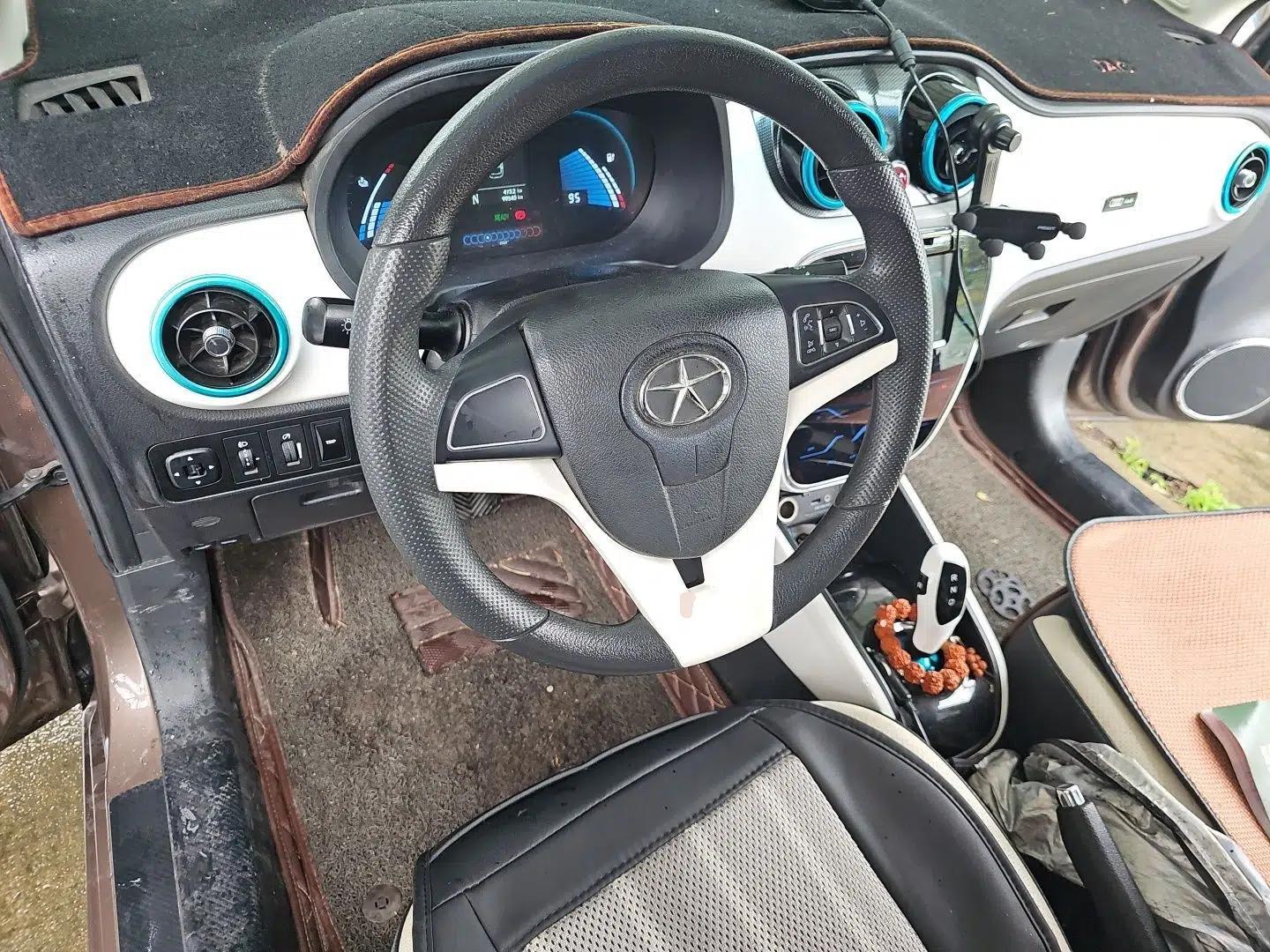 JAC Group iEV 2015 iEV5 — миниатюра 10