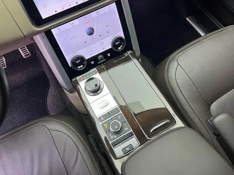 Range Rover 2022 3.0 L6 360PS Legendary Edition — миниатюра 20