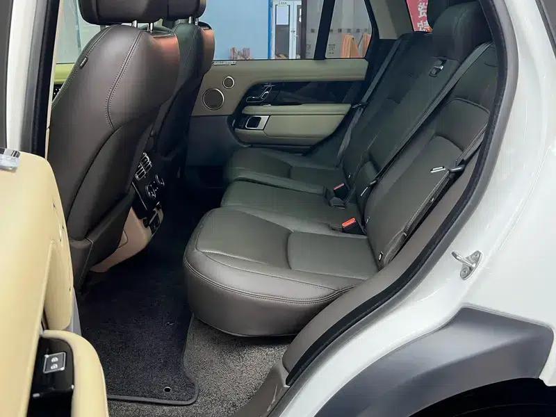 Range Rover 2022 3.0 L6 360PS Legendary Edition — миниатюра 30