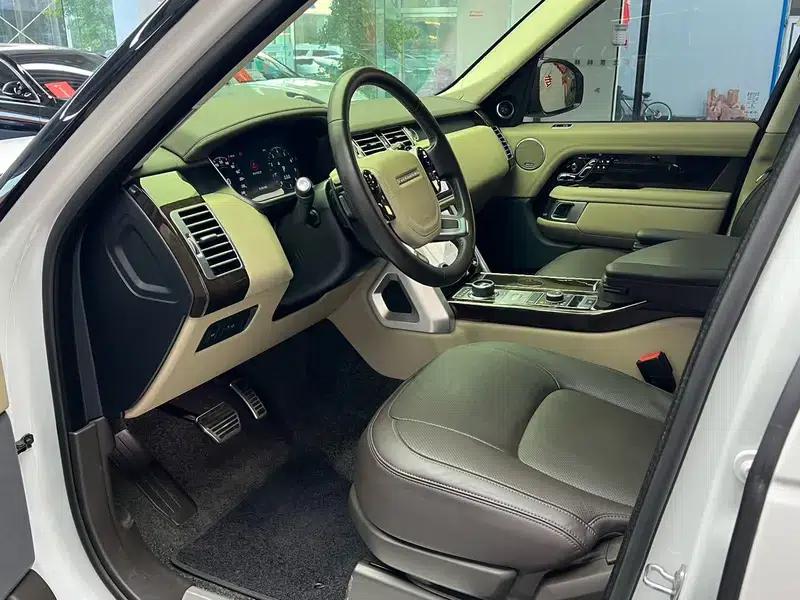 Range Rover 2022 3.0 L6 360PS Legendary Edition — миниатюра 32