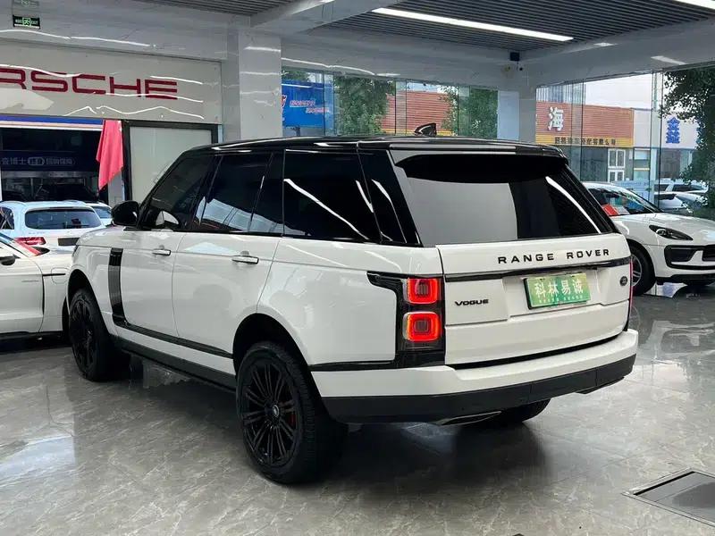 Range Rover 2022 3.0 L6 360PS Legendary Edition — миниатюра 5