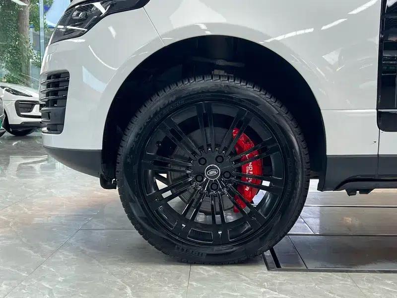 Range Rover 2022 3.0 L6 360PS Legendary Edition — миниатюра 10
