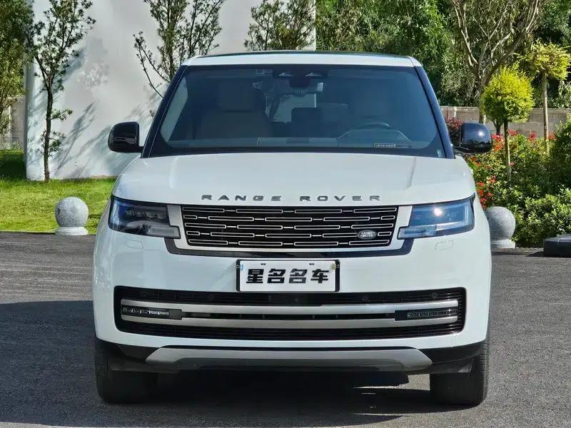 Range Rover 2023 3.0 L6 400PS Grand 7-Seat Extended Edition — миниатюра 2